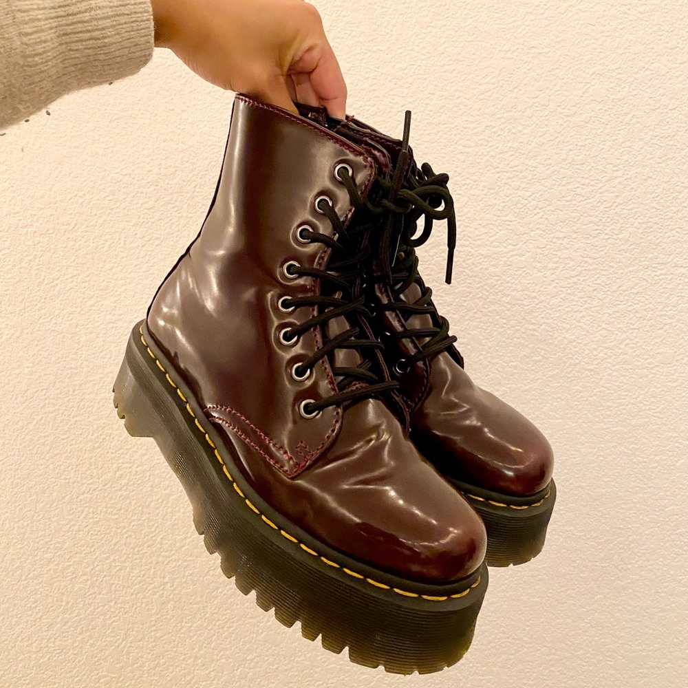 Dr Martens Jadon II Vegan Cherry Red Smooth Leather Platforms - Size Women’s 7
